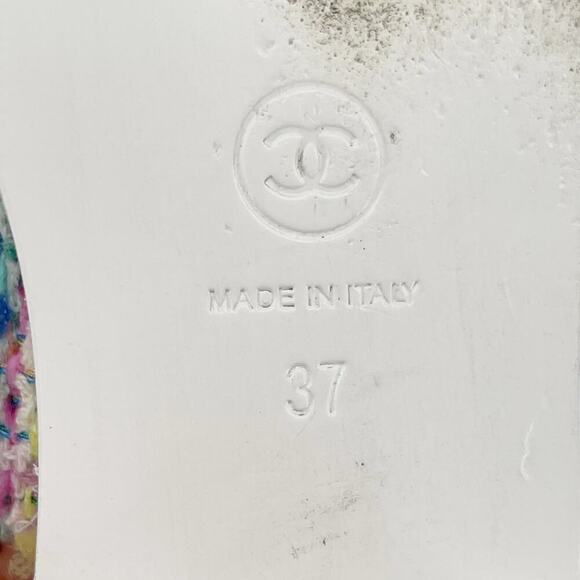 Chanel Cruise 2023 White Leather Multicolor Tweed CC Logo Slide Sandals EU 37 - Picture 9 of 11